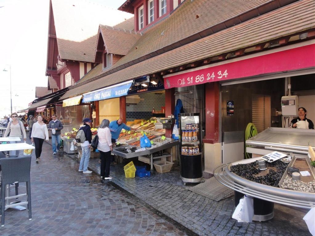 Les Studios Saint Germain Trouville-sur-Mer Εξωτερικό φωτογραφία
