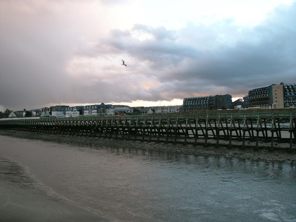 Les Studios Saint Germain Trouville-sur-Mer Εξωτερικό φωτογραφία